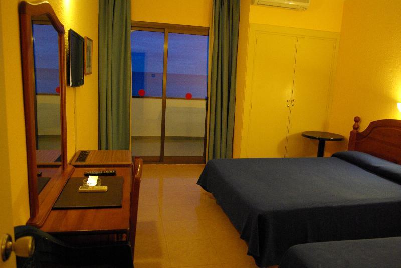 Medplaya Hotel Vistamar Costa Dorada Hospitalet De L'Infant Exterior photo